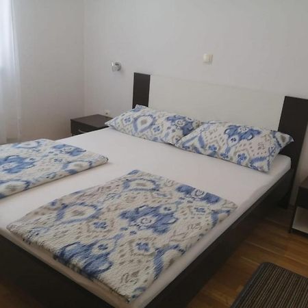 Apartments Ruzmarin ヴーシ エクステリア 写真