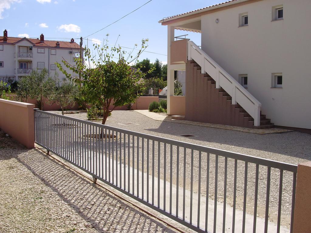 Apartments Ruzmarin ヴーシ エクステリア 写真