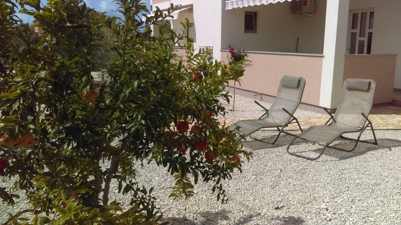 Apartments Ruzmarin ヴーシ エクステリア 写真
