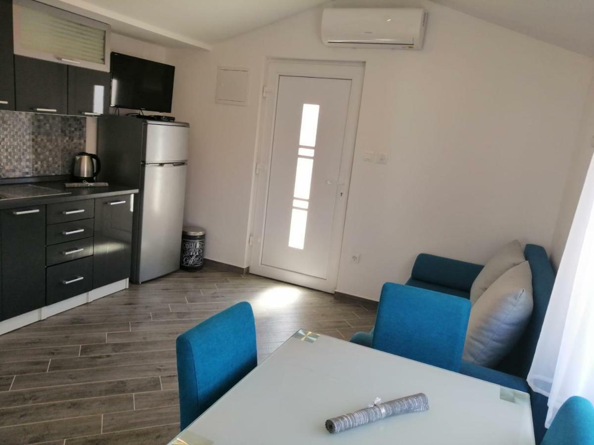 Apartments Ruzmarin ヴーシ エクステリア 写真