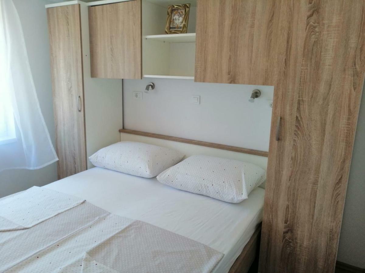 Apartments Ruzmarin ヴーシ エクステリア 写真
