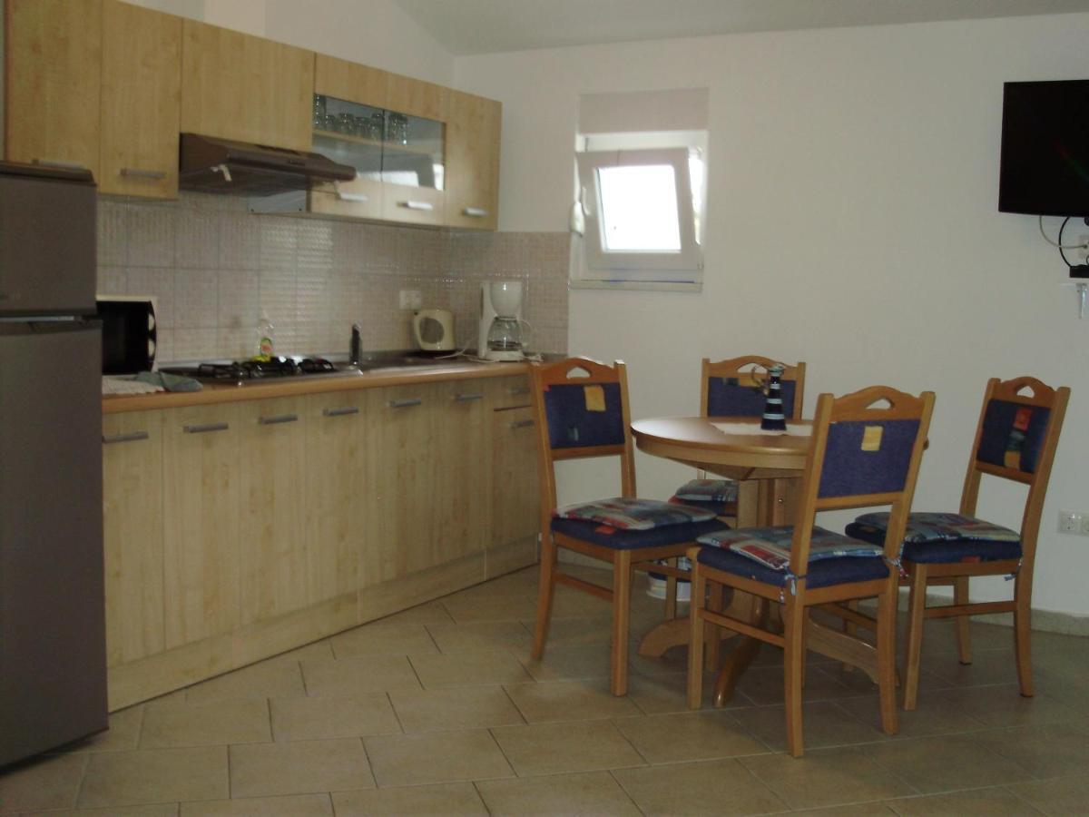 Apartments Ruzmarin ヴーシ 部屋 写真