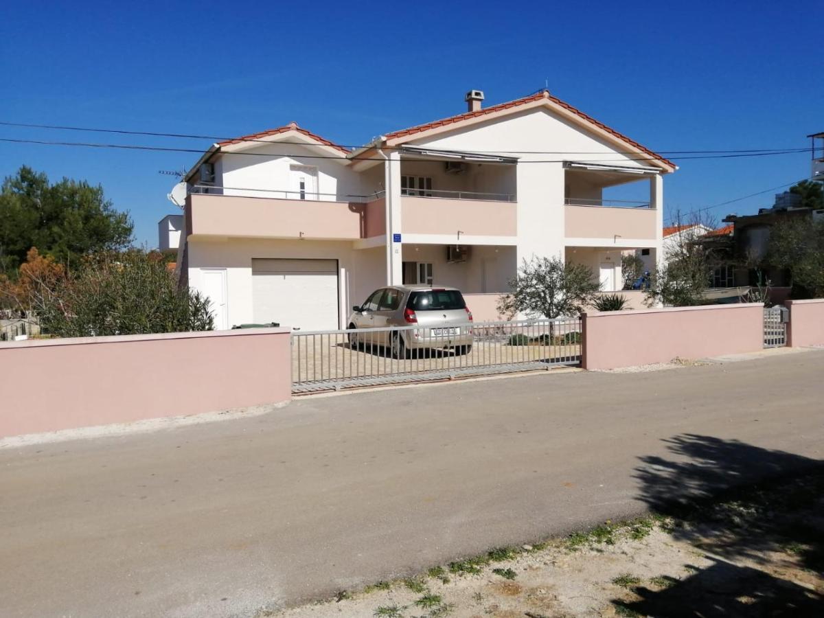 Apartments Ruzmarin ヴーシ エクステリア 写真